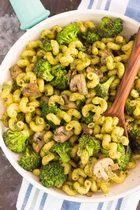 <b>basil pesto pasta broccoli mushrooms pic</b>
